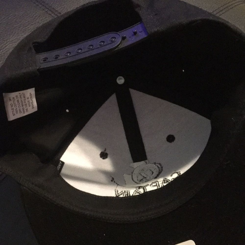 Nice hat - Picture 3 of 5